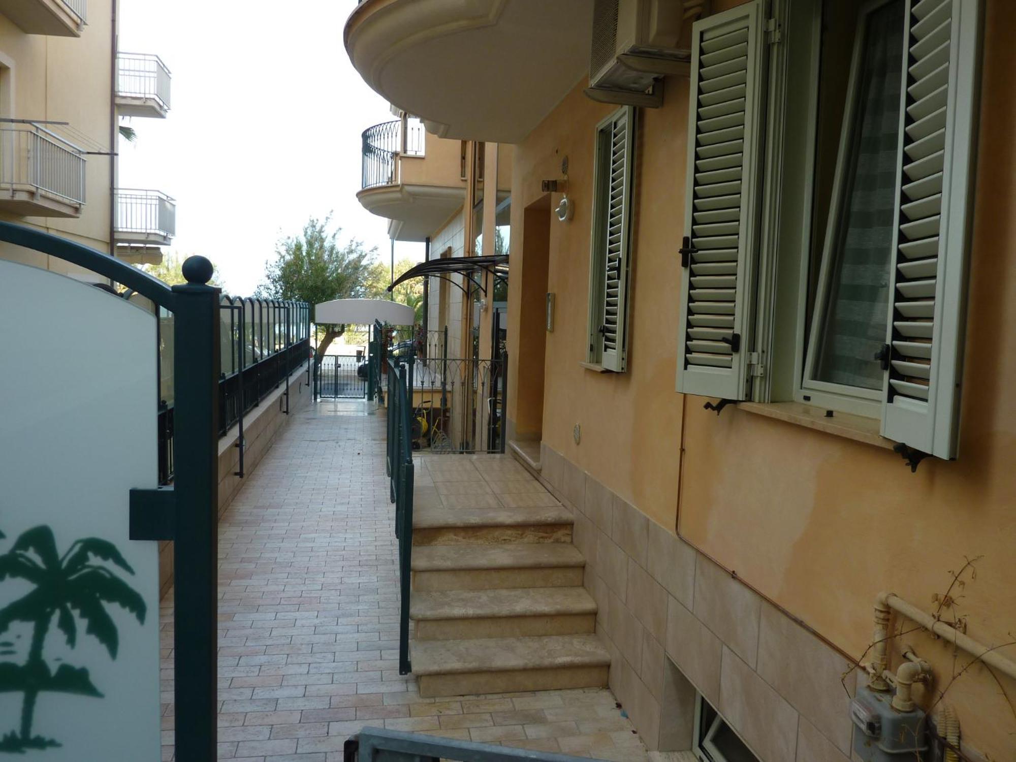 Beaurivage Aparthotel San Benedetto del Tronto Exterior photo