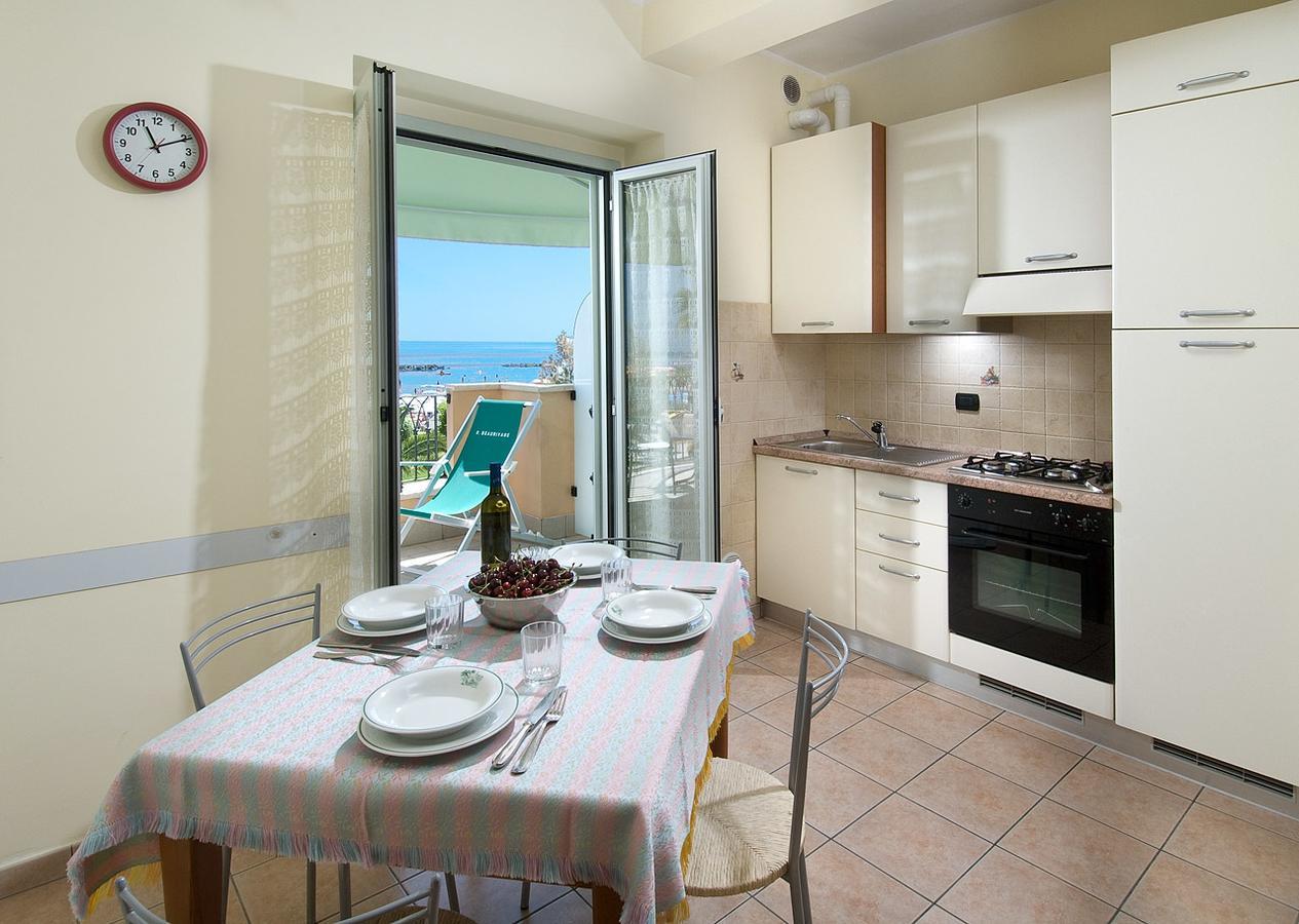 Beaurivage Aparthotel San Benedetto del Tronto Exterior photo